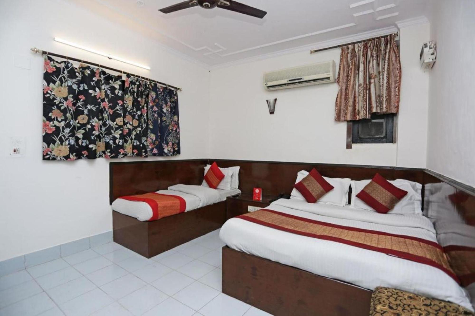 Hotel Perfect Spot- Main Bazar - Walking Metro Station Nova Deli Exterior foto